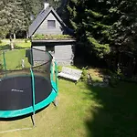 100